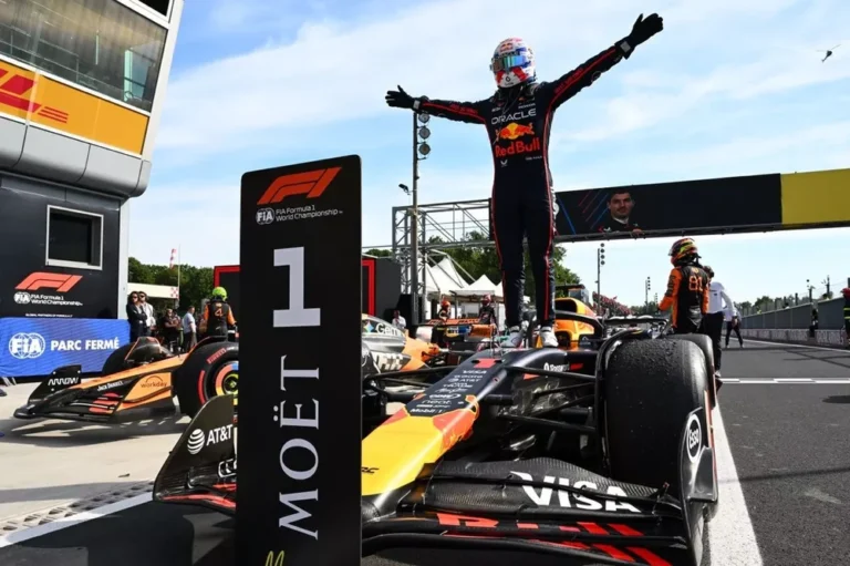 F1 - Apa Arti Kecepatan Mengejutkan Verstappen dan Red Bull di Baku