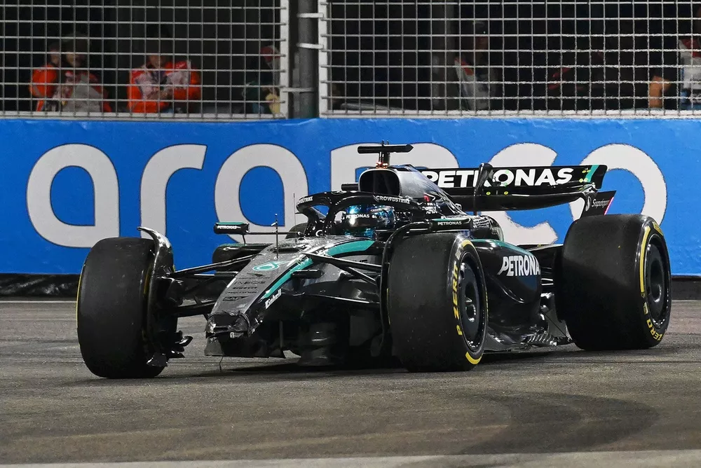 Russell Bingung dengan Kecelakaan Aneh yang Menimpanya di F1 GP Singapura